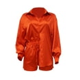 thumbnail image 4 of VISgogo Moda para mujer Conjuntos de 2 piezas, camisas de manga larga con cuello vuelto de color sólido + conjunto de pantalones cortos con cintura elástica con cordón VISgogo  moda, 4 of 7