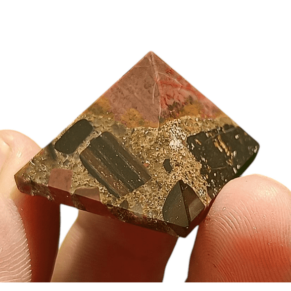 1"inch Red Jasper Crystal Pyramid Natural Crystals and Healing Stones Red Jasper Pyramids Red Gemstones for Meditation Reiki Energy Balancing Good Luck Gifts 2PCS