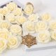 thumbnail image 3 of Cabezas de flores de rosas artificiales de 3 cm para decoración de bodas (blanco lechoso) oso de fresa  Electrónica, 3 of 5