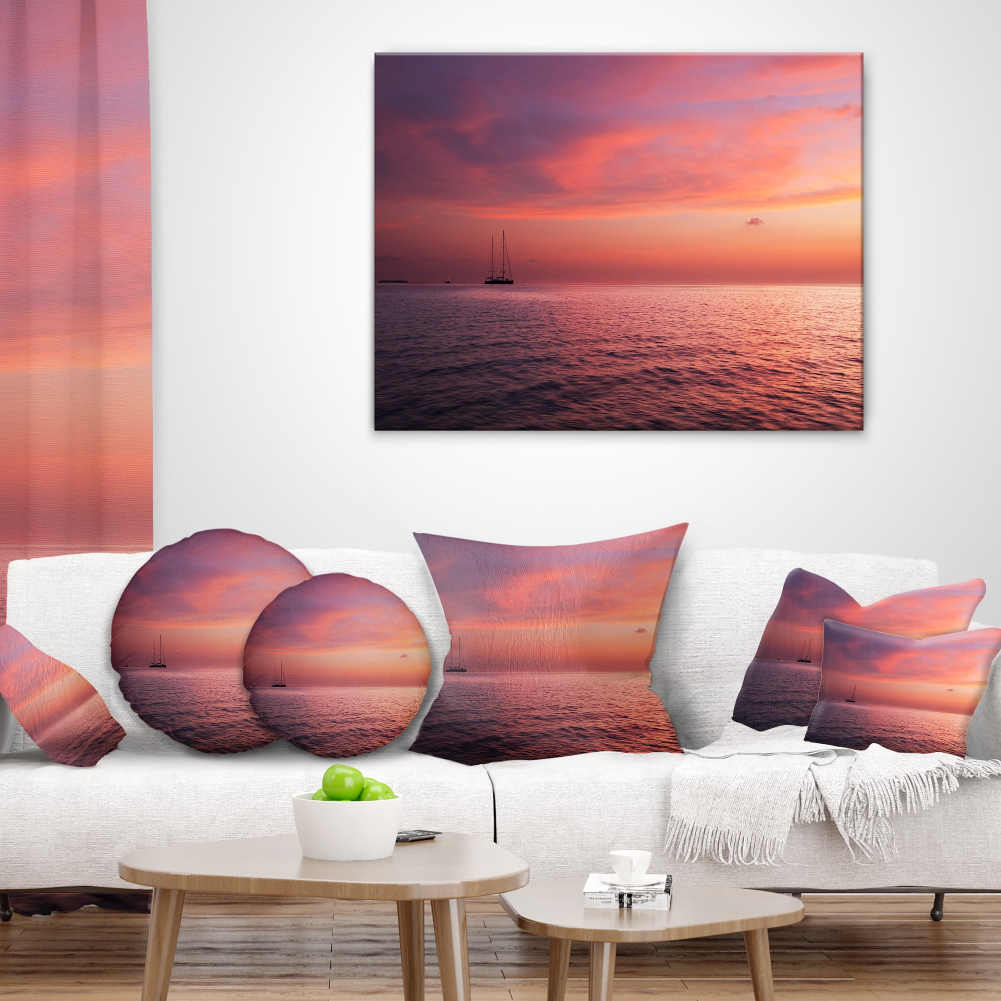 Designart Reddish Serene Maldives Seashore - Seascape Throw Pillow - 16x16