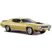 Revell 1:24 '71 Plymouth GTX Car Model Kit
