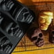 thumbnail image 2 of Juego de 6 moldes de silicona con forma de calavera de Halloween, color negro, 2 of 5