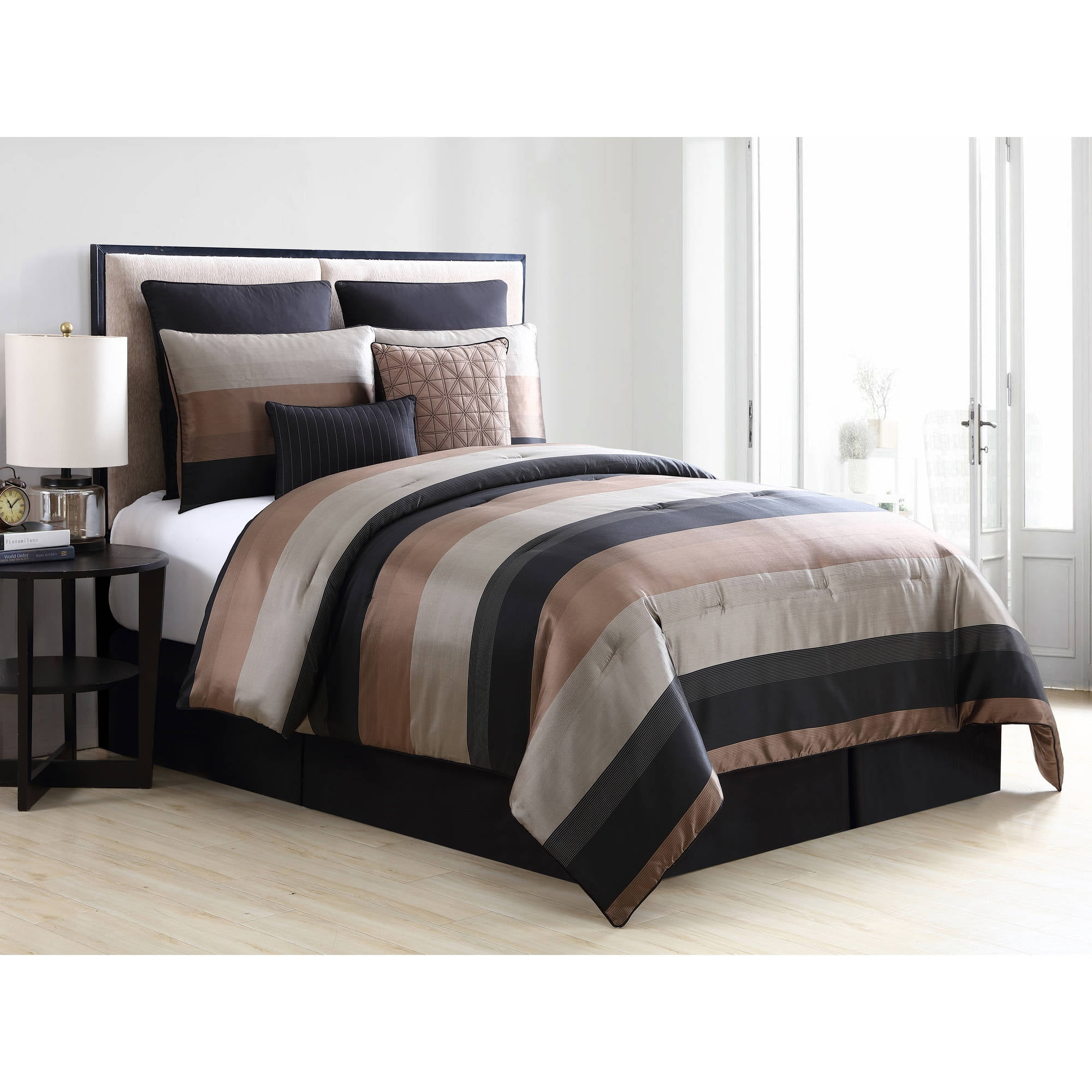 VCNY Home Black/Gold Metallic Maxwell Stripe 6-/8-Piece Bedding