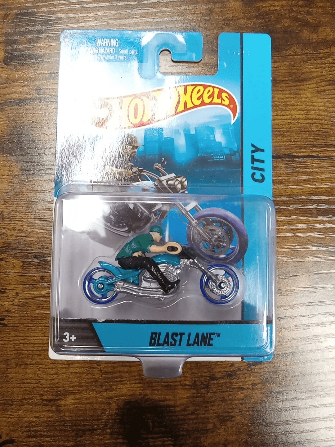 Hot Wheels Blast Lane Motorcycle with rider. City Blue and Green