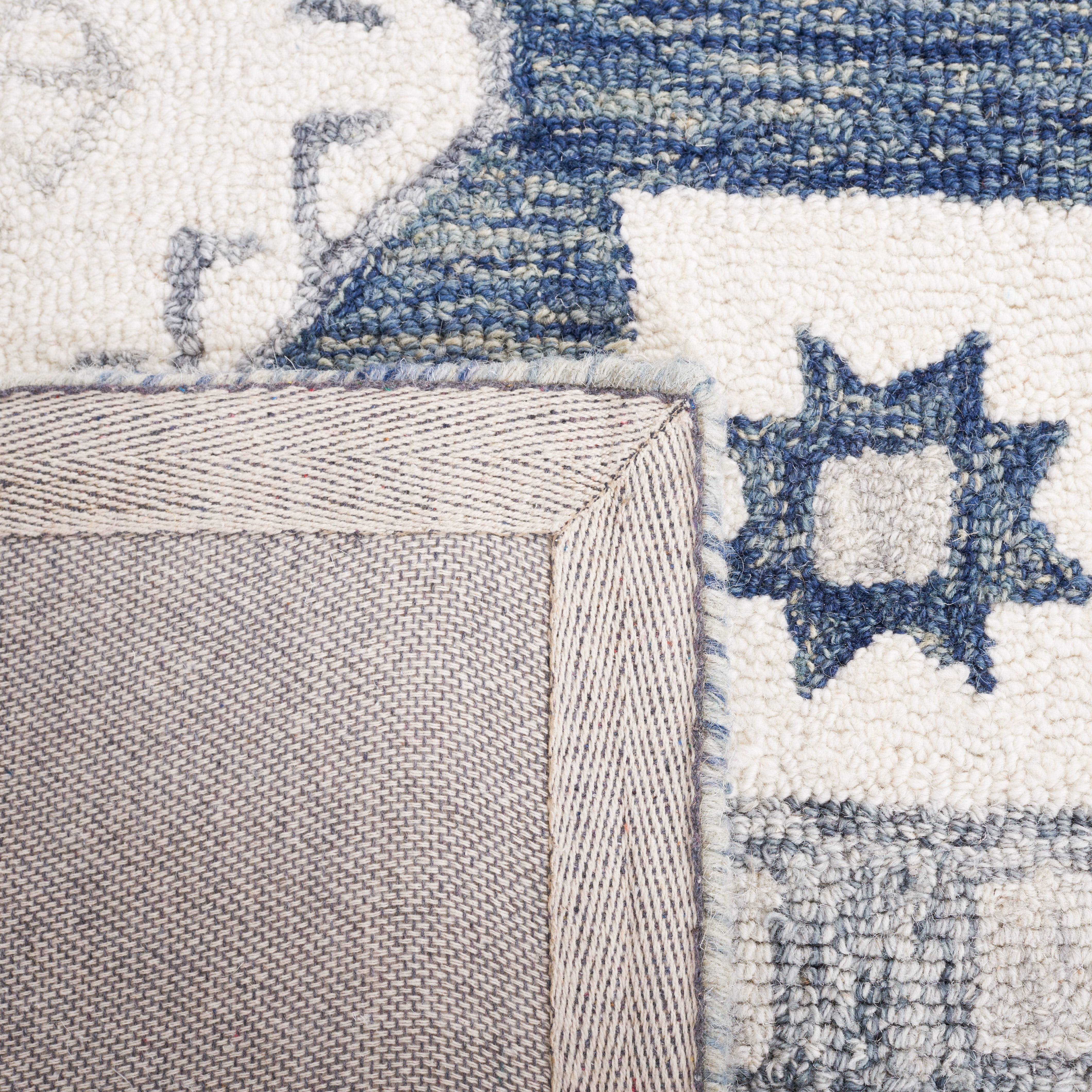SAFAVIEH Metro Kenelm Geometric Area Rug, Ivory/Dark Grey, 6' x 9'