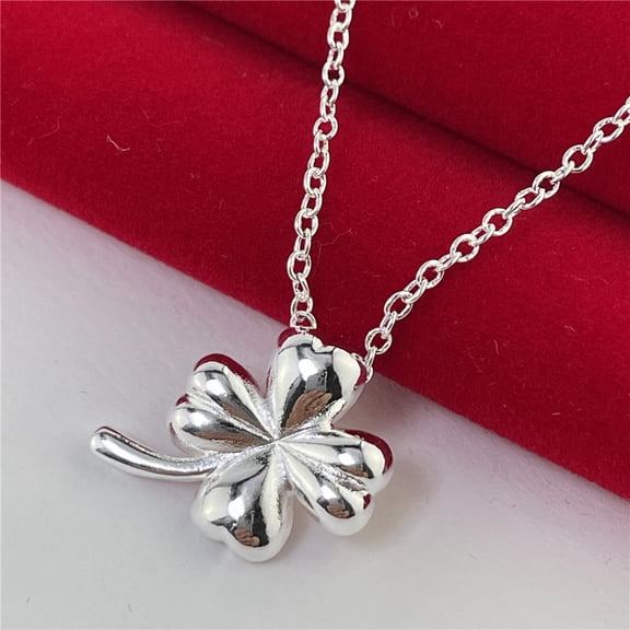 Women's Entity Four-leaf Clover Pendant Necklace
