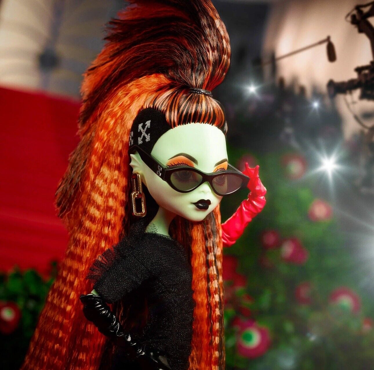 Monster High Electra Melody Doll c/o Off-White