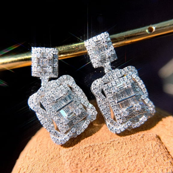 luxury diamond earrings 18k gold inlaid with diamonds, 1.0CT