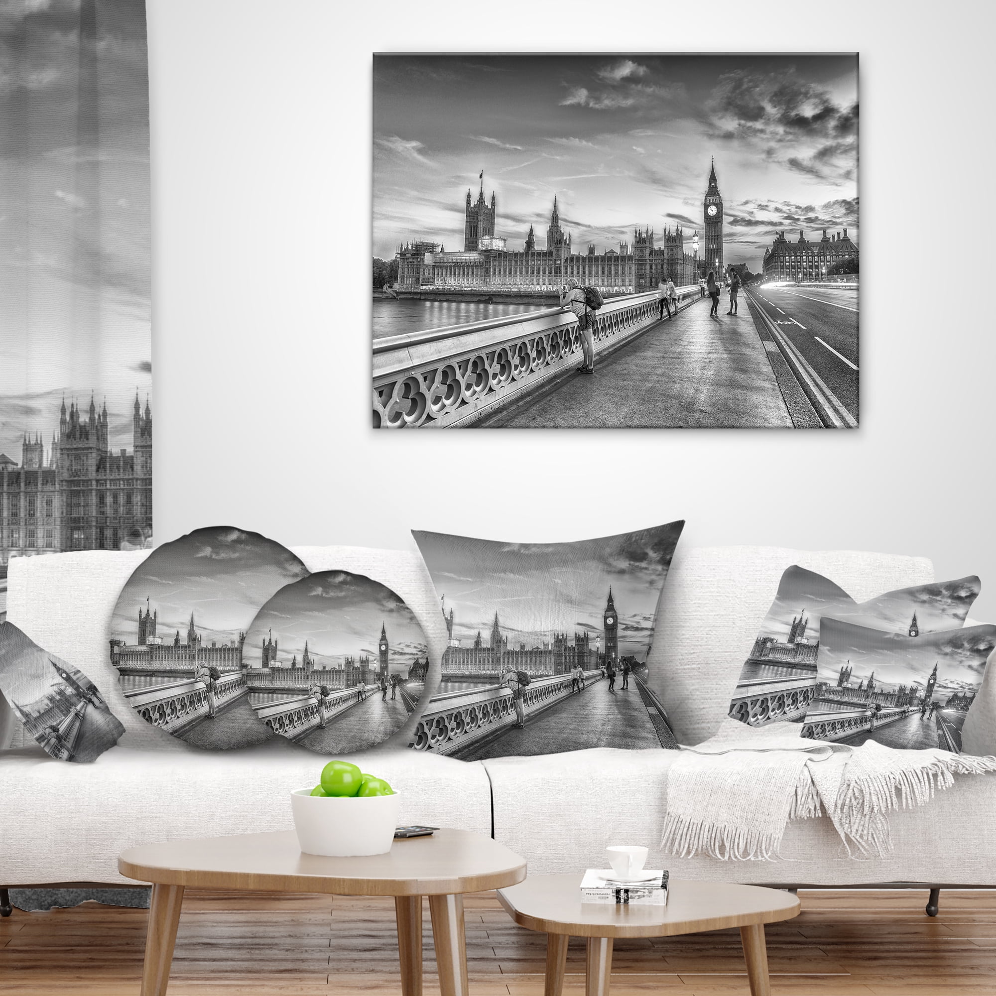 Designart Beautiful Black and White London View - Cityscape Throw Pillow - 18x18