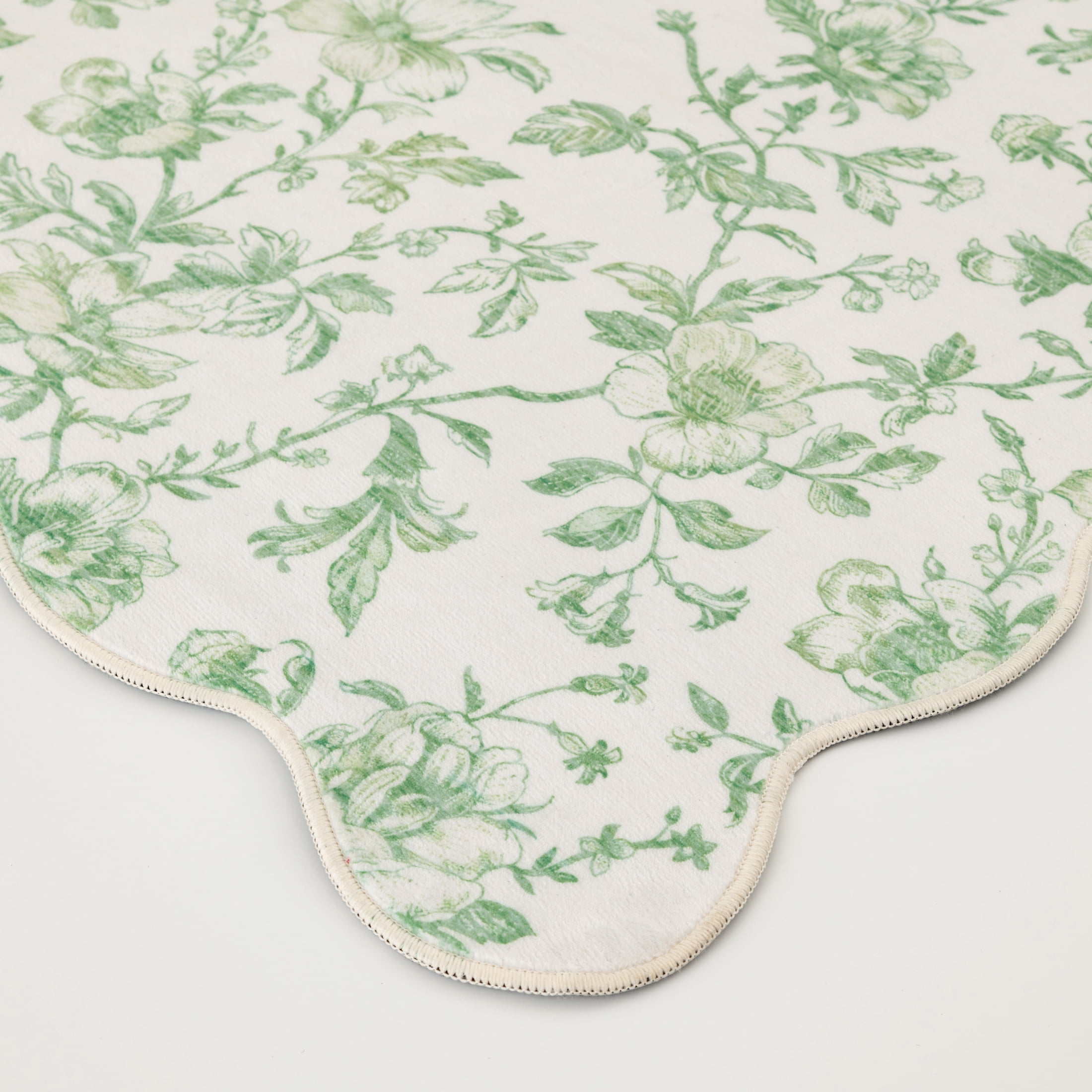 Mainstays Green Floral Faux Fur Indoor Area Rug - 4 ft x 5 ft 6 in