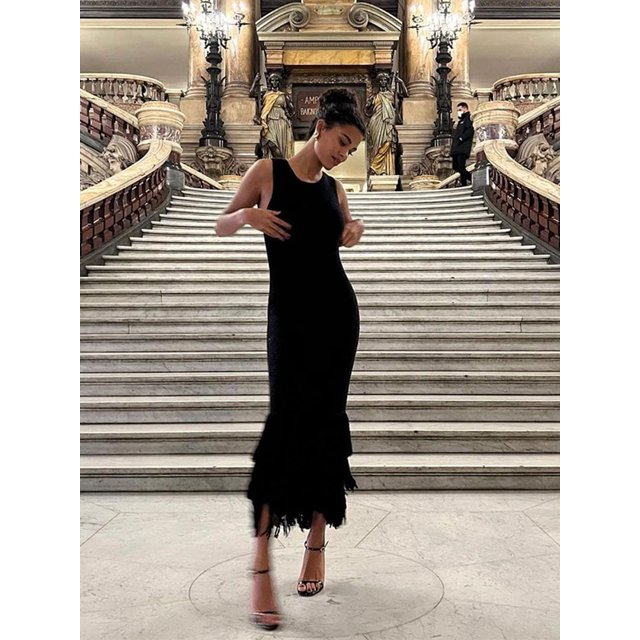Mode Tricoté Patchwork Pompon Femmes Robe Élégante O Cou Sans Manches Haute Fente Robes 2024 Nouvelles Robes de Soirée de Luxe Femmes FJH