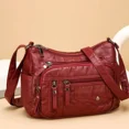 thumbnail image 4 of Bolso bandolera de mujer de cuero suave con múltiples compartimentos y múltiples bolsillos con costura en la parte delantera y trasera de tendencia de moda para las cuatro estaciones, 4 of 5