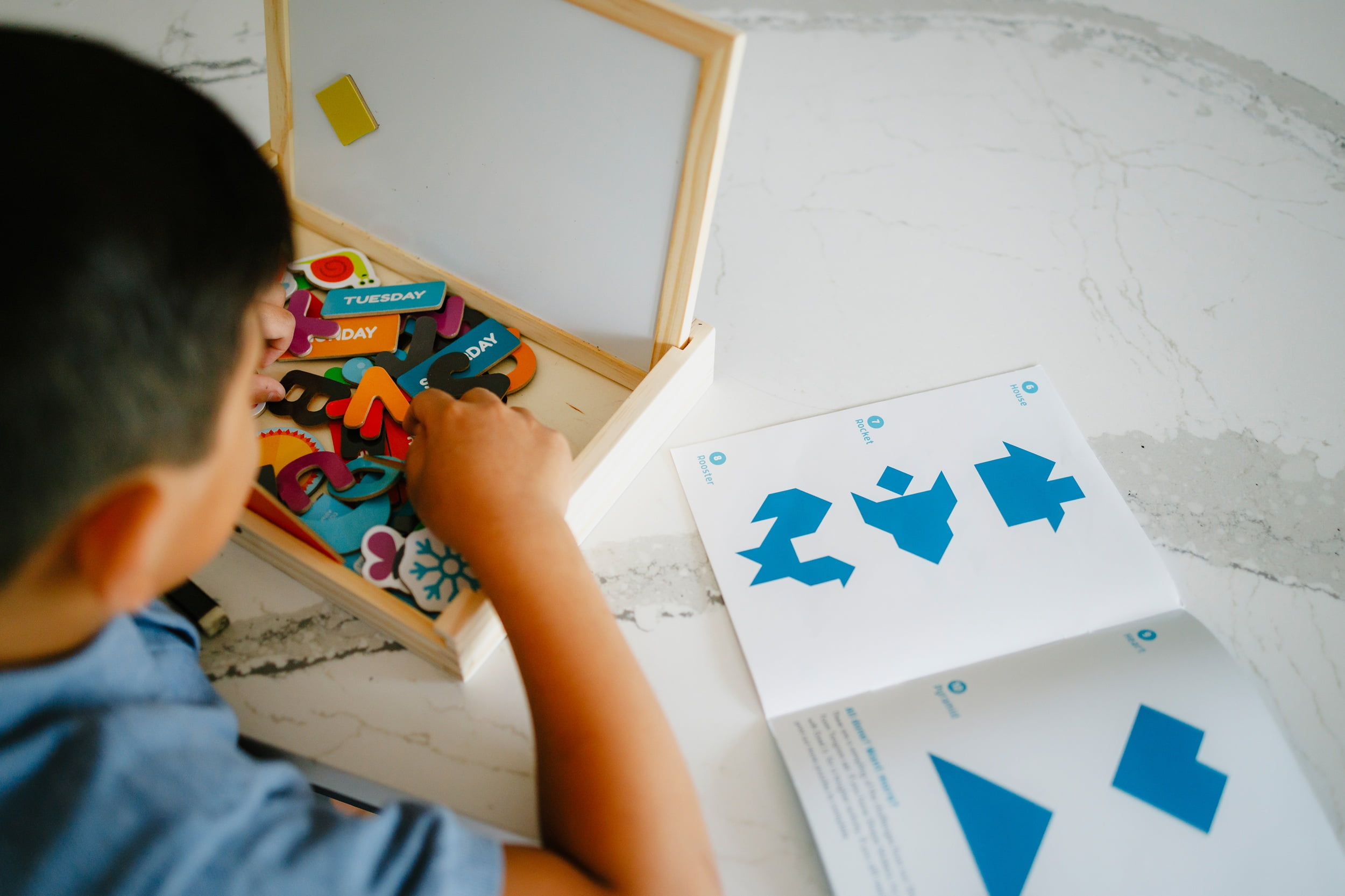 Chuckle & Roar Easel Jr. Magnetic Dry-Erase and Chalk Playing Board for Ages 3+ by Buffalo Games, Chuckle & Roar Easel Jr. Magnetic Dry-Erase and Chalk Playing Board