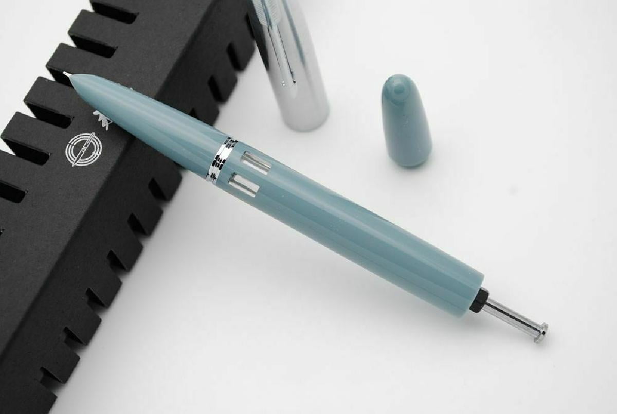1 x Fountain Pen , esin Body Steel Push Cap Vacumatic Fountain Pen F Nib 0.5MM With Ink Window