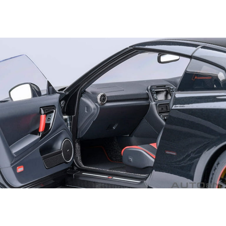 AUTOart 2022 Nissan Skyline GT-R (R35) Nismo Special Edition