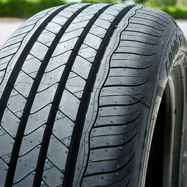 Goodyear MaxGuard 215/55R17 - Tires for auto repair shops