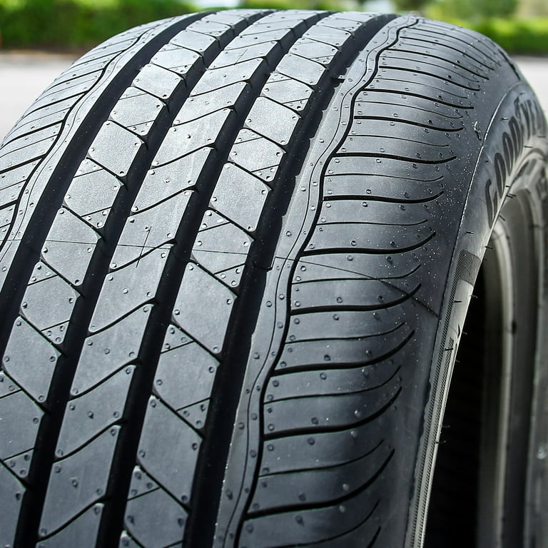 GOOD YEARサマータイヤ215／55R17 94V Goodyear Assurance MaxGuard 215/55R17 94V, All-Season