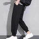 thumbnail image 3 of Pantalones de hombre de longitud completa, color liso, con bolsillos y cordón, con perneras ajustadas, de poliéster., 3 of 3