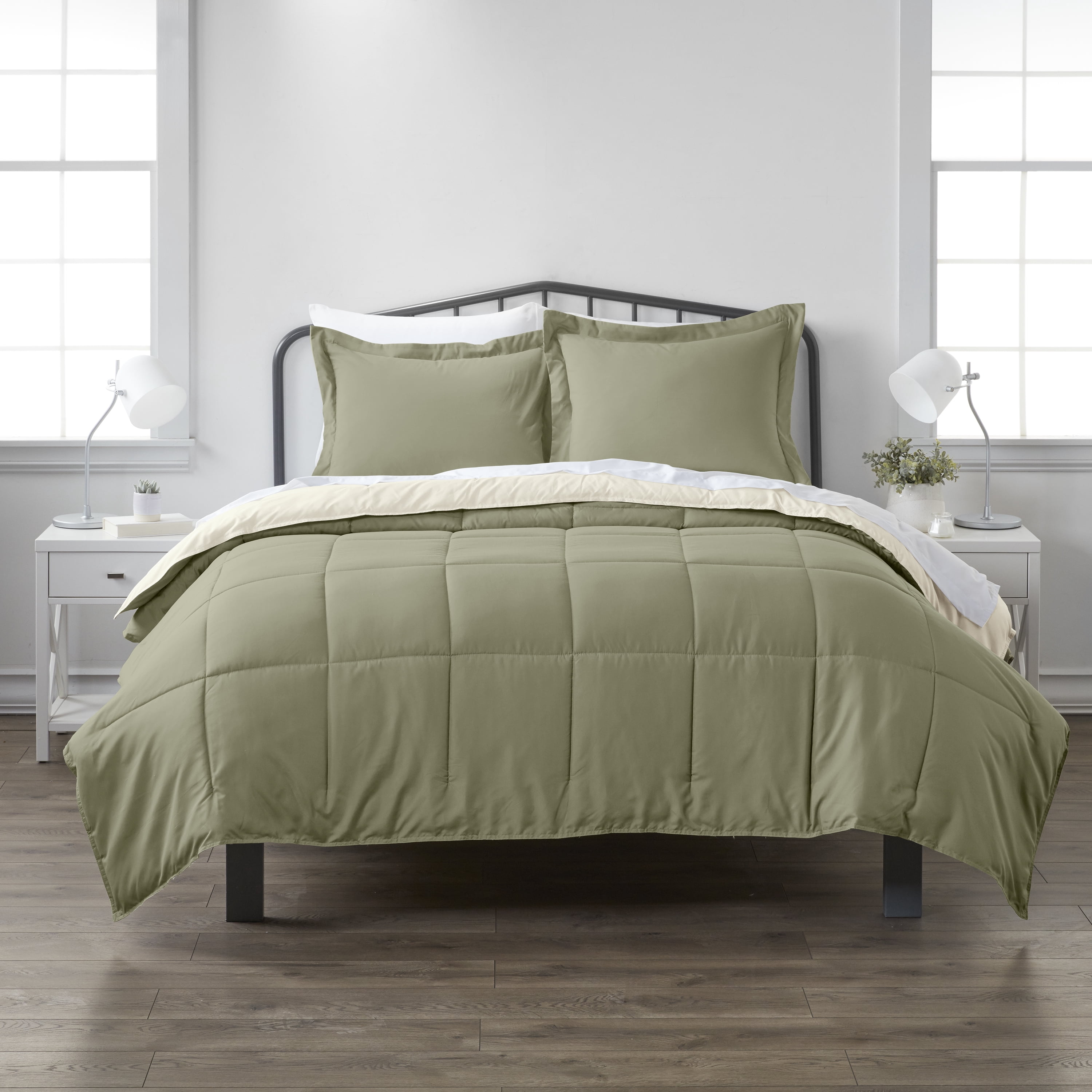 Noble Linens Soft 2-Piece Sage & Ivory Reversible All Season Lightweight Down Alternative Comforter Set, Twin/Twin XL