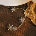 thumbnail image 1 of Xihbxyly Liquidación de verano Pendientes en oro y copo de nieve y diamantes a la moda para mujer, sin clip para la oreja perforada, 1 pieza, 1 of 5