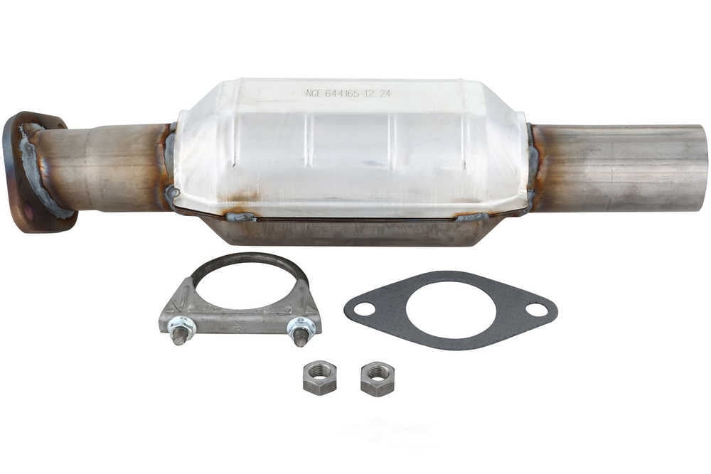 AP Exhaust Catalytic Converter-Direct Fit 644165 Fits select: 2013-2018 HYUNDAI SANTA FE SPORT, 2014-2020 KIA SORENTO