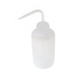 thumbnail image 1 of Botella de almacenamiento de líquido químico y aceite de plástico cilíndrica transparente blanca con capacidad de 250 mL y punta doblada en ángulo recto para laboratorio, 1 of 2