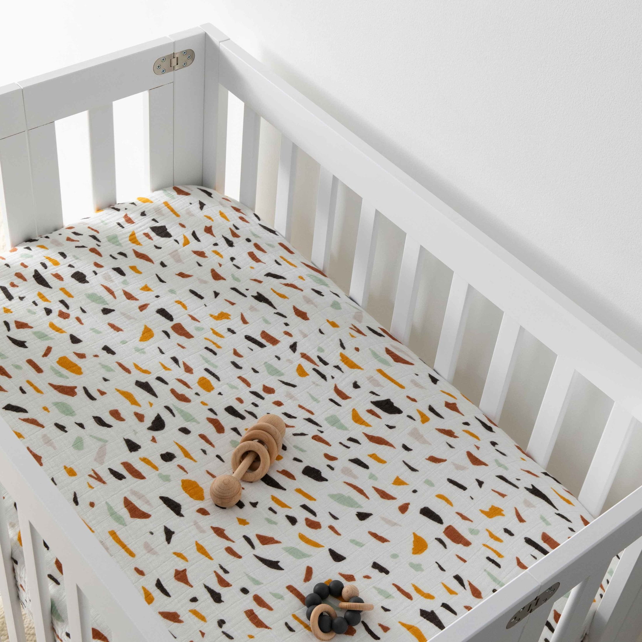 Babyletto Mini Crib Sheet in GOTS Certified Organic Muslin Cotton