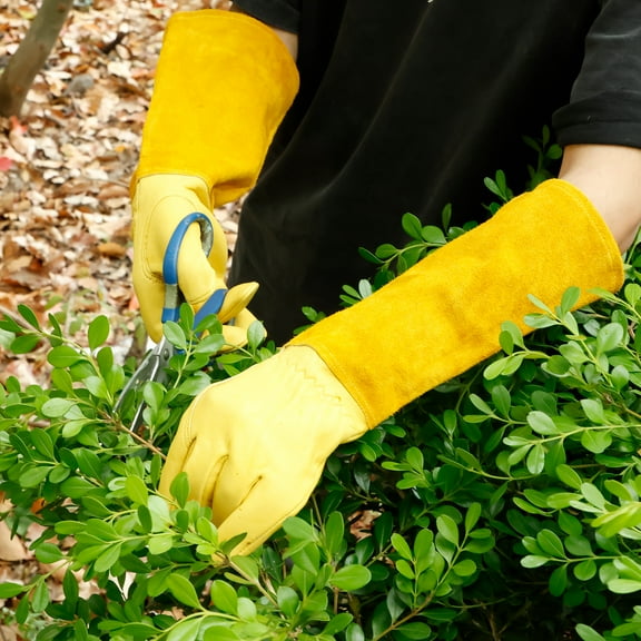 Sutowe Thorn Proof Long Gardening Gloves Breathable Rose Pruning Garden Protective Gloves Forearm Protection for Pruning Roses Blackberries Cacti