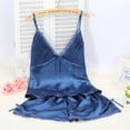 thumbnail image 3 of Pijama de tirantes de primavera y verano para mujer, traje de dos piezas de seda de hielo sexy, pantalones cortos de seda colgantes, ropa fina de gran tamaño para el hogar, 3 of 6