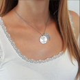 thumbnail image 3 of Collar con colgante de ala hueca para mujer, joyería, regalos G, plata, 3 of 3