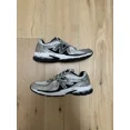 thumbnail image 2 of New Balance 860 V2 Mens Black Size Us9.5, 2 of 6
