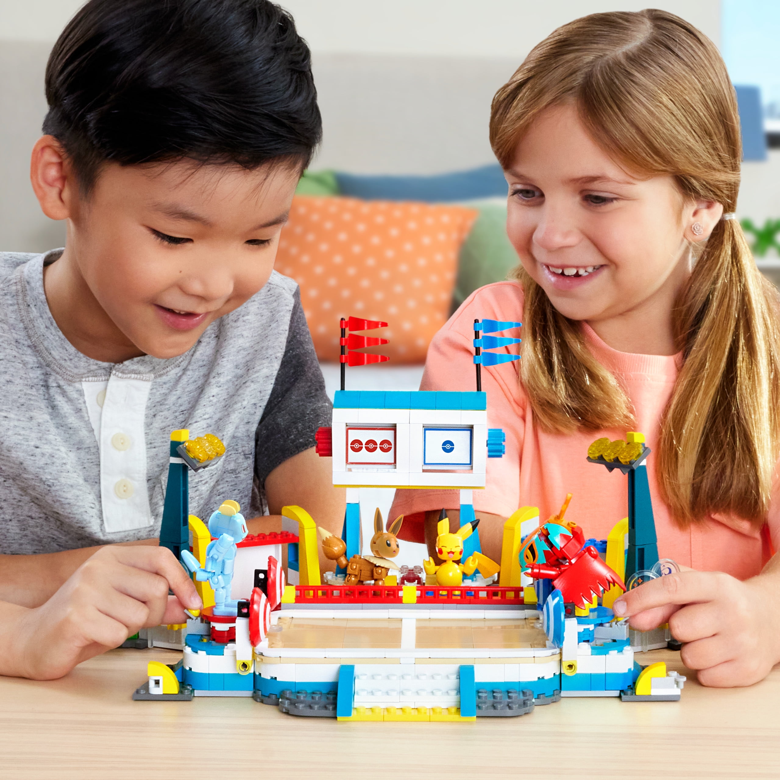 MEGA Pokémon Traning Stadium Building Toy Kit, with 5 Action Figures (1101 Pieces) for Kids
