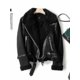 thumbnail image 4 of Chaquetas de piel de oveja sintética de invierno para mujer, chaquetas de cuero de imitación para mujer, abrigos marrones cortos de ante gruesos y cálidos para motocicleta, 4 of 5