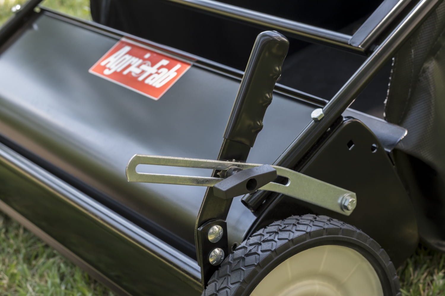 Agri-Fab 30-Inch Push Lawn Sweeper - Model# 45-0570