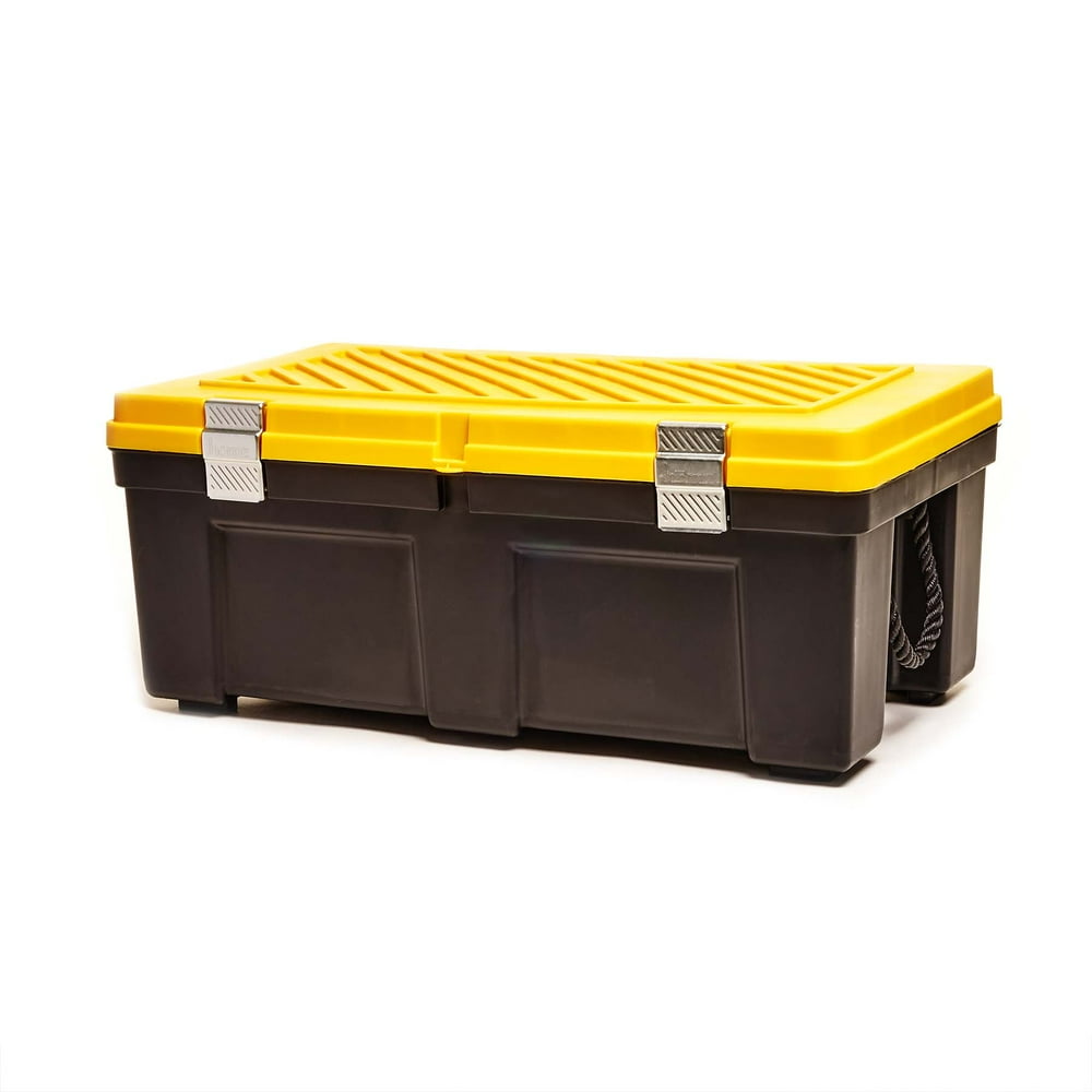 Homz Durabilt Foot Locker with Metal Latches and Rope Handles