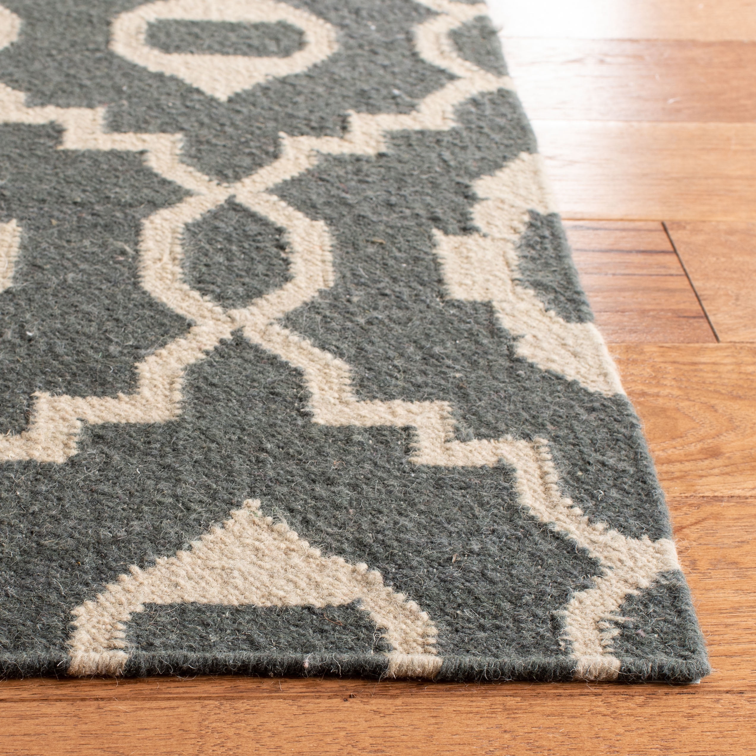 Safavieh Dhurries Guliana Geometric Wool Area Rug, Charcoal/Ivory, 6' x 6' Square
