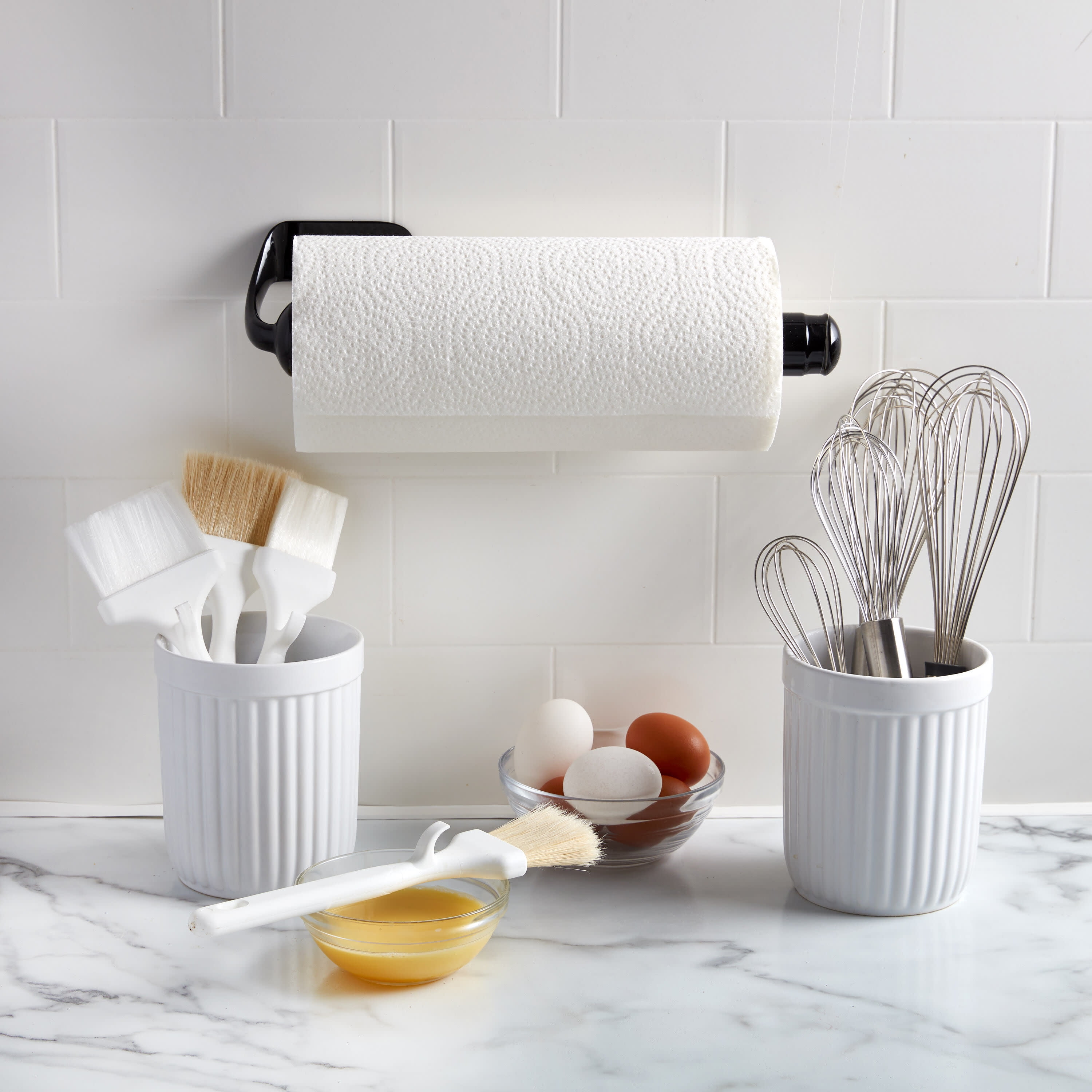 Kamenstein Black Perfect Tear Horizontal Paper Towel Holder 