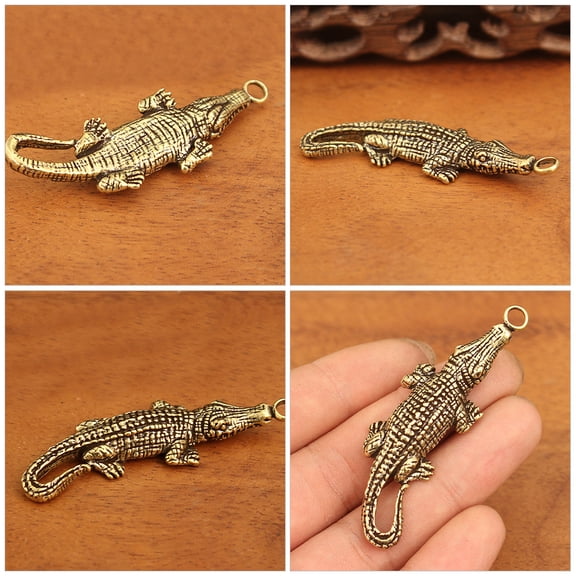 WEUVEB Vintage Brass Alligator Keychain Pendant, Stylish Animal Charm for Keys, Bags, and Home Decor Accessories