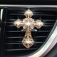 thumbnail image 5 of RV Bling Clip de ventilación de aire para coche con cruz de cristal y diamantes de imitación para aire acondicionado de coche, decoración interior del coche, accesorios brillantes para mujeres y niñas (dorado) oso de fresa Electrónica, 5 of 5