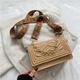 thumbnail image 1 of Bolso de mano con cadena de diamantes, versión coreana de moda, pequeño bolso cuadrado, bolso de hombro popular entre las celebridades de Internet, bolso de mensajero femenino, bolso femenino., 1 of 5