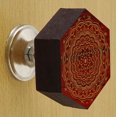 thumbnail image 2 of IBA Indianbeautifulart Boutons Rouges Gravés 10 Pcs Meubles Boutons en Bois Festonnés Tiroir Rustique, 2 of 3