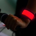 thumbnail image 4 of Pulsera reflexiva del aplauso del LED, brazalete luminoso de los deportes al aire libre de la noche de la muñeca que corre, 4 of 5