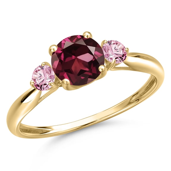 Gem Stone King 10K Yellow Gold Red Rhodolite Garnet and Pink Lab Grown Diamond 3-Stone Ring for Women | 1.26 Cttw | Round 6MM | Gemstone January Birthstone | Size 7