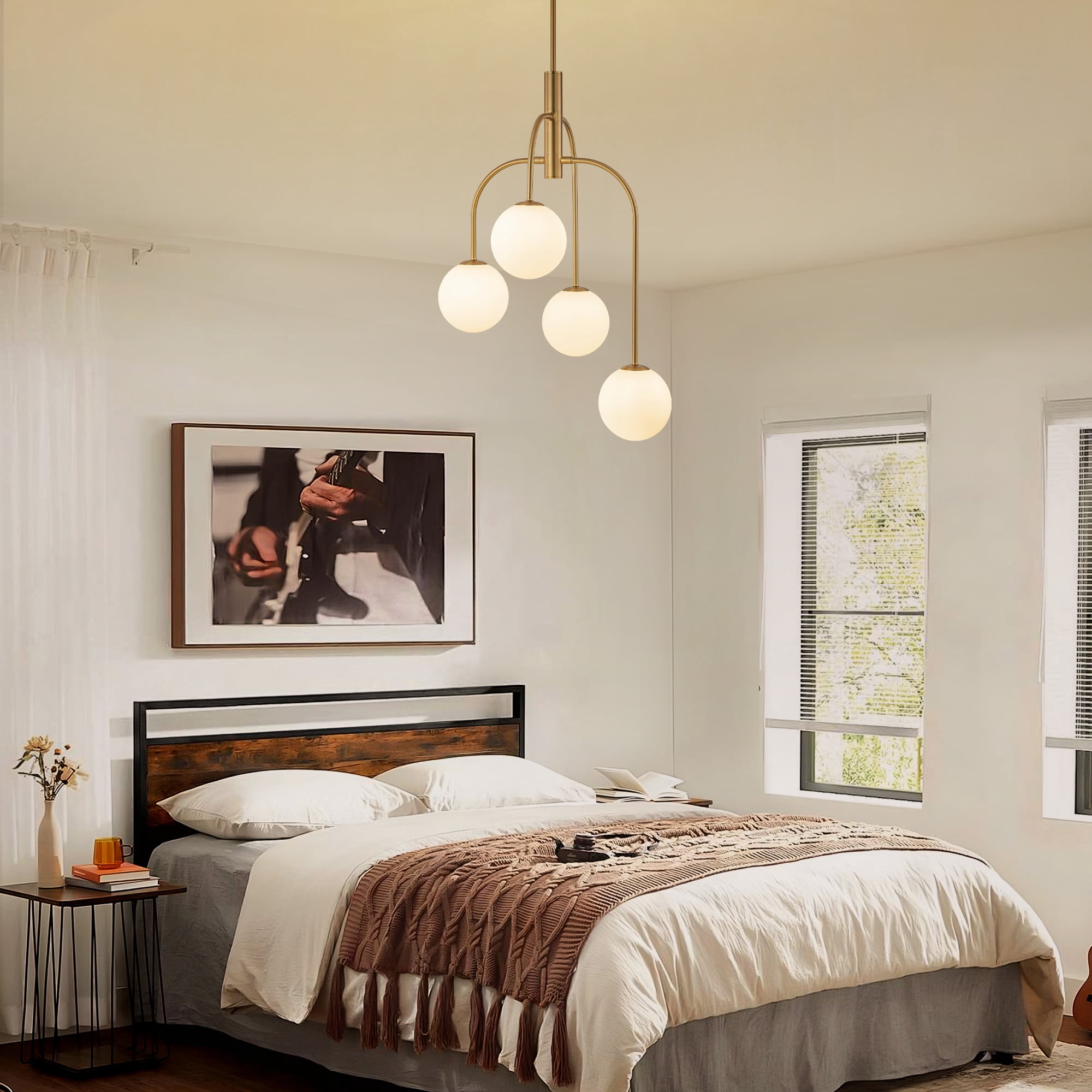 Gold Modern Chandelier Milk Glass Globe 4-Light Chandelier Brass Gold Pendant Light Fixture Industrial Iron Ceiling Light Fixture for Kitchen Island Bedroom