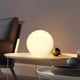thumbnail image 3 of Lámpara de mesa decorativa de noche con forma de orbe y LED, lámpara de mesa pequeña, lámparas decorativas de ambiente, 3 of 6