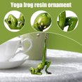 thumbnail image 1 of Estatua clásica de rana de yoga, estatua decorativa de resina impermeable para interiores y exteriores (B), 1 of 5