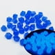 thumbnail image 1 of Paquete de 300 piedras luminosas en forma de rombo, piedras luminosas de colores, decoración para exteriores, aceras, jardines, acuarios y piscinas, piedras decorativas, piedras para, 1 of 6