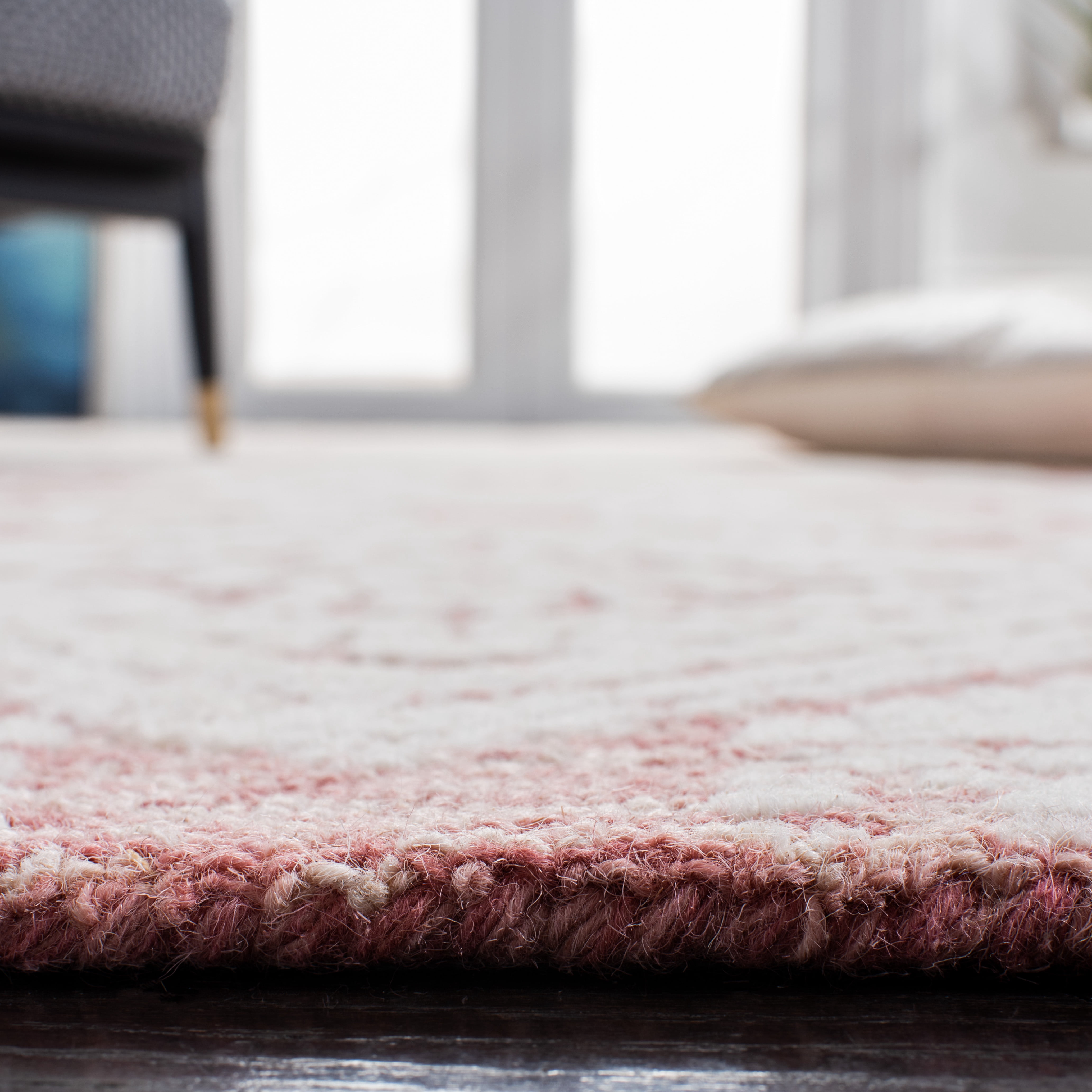 Safavieh Metro Riley Medallion Runner Rug, Dark Pink/Ivory, 2'3" x 8'