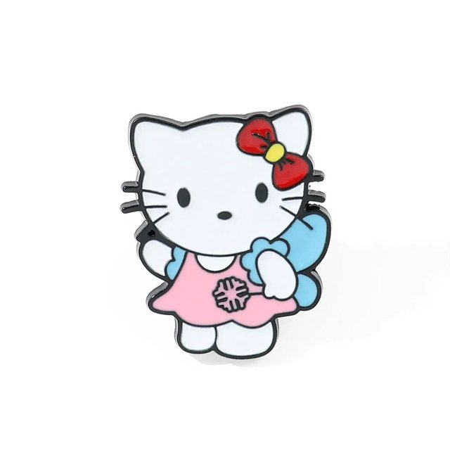 Broche Kawaii de Anime Sanrio Hello Kitty, nueva placa de Metal creativa, insignia bonita de dibujos animados, accesorios versátiles, bolsa decorativa para ropa
