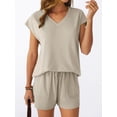 thumbnail image 2 of Conjunto de loungewear AUTOMET para mujer con cuello en V y shorts, 2 piezas, 2 of 5